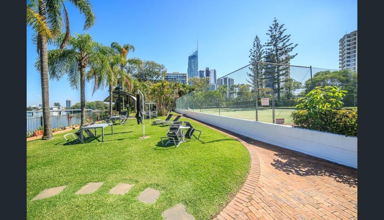 Silverton Apartment Resort Surfers Paradise Gold Coast Dış mekan fotoğraf